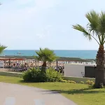 מלון West Park