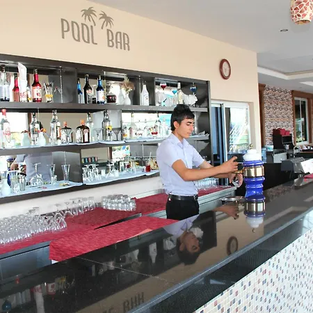 West Park מלון 4*