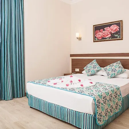 Hotel West Park 4*