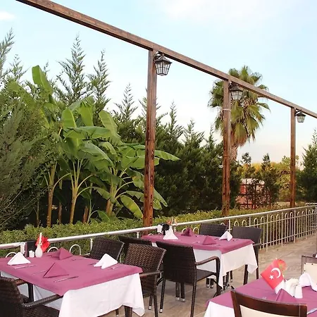 West Park فندق 4*