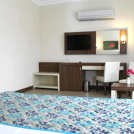 فندق West Park 4*