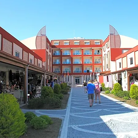 West Park Hotel 4*