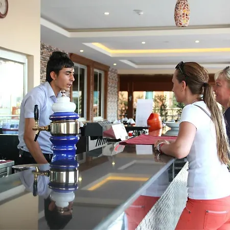 Hotel West Park 4*