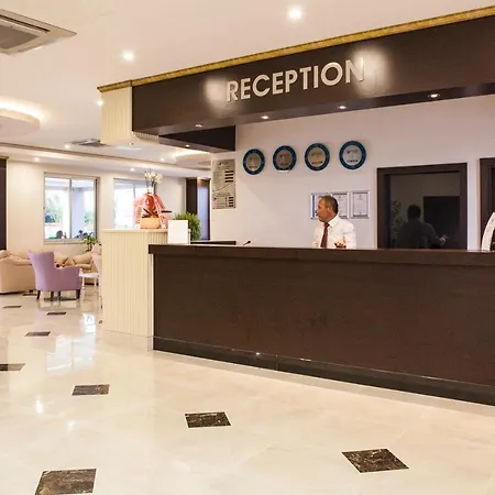West Park Hotel 4*