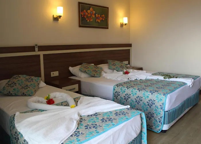 West Park Hotell Side