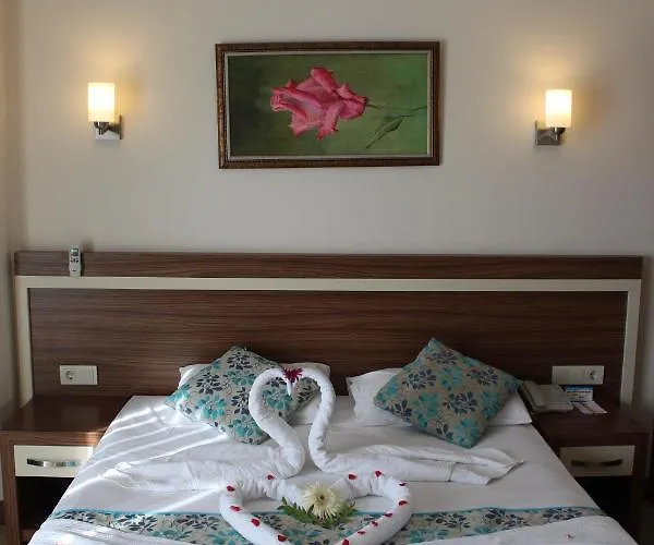 West Park Hotell Side