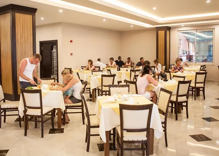 West Park Hotell Side