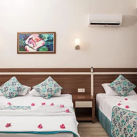 West Park Szálloda 4*