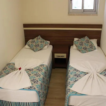 偏西园大酒店 锡德