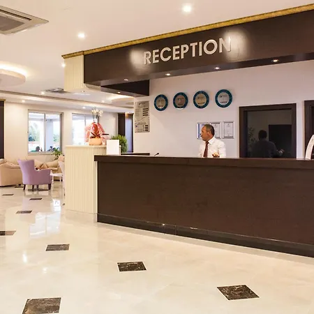 West Park Hotel 4*